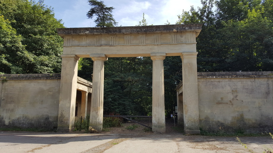 Entrance to Crabtree Plantation, Old Basing