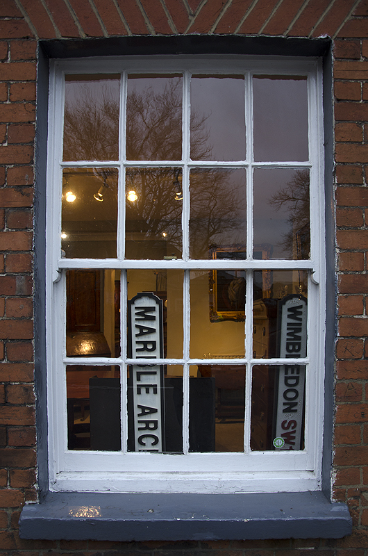 White Lion Antiques, Hartley Wintney
